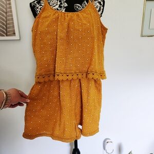 Aerie Mustard Yellow Ditsy Floral Romper with Crochet Trim - Size M/M